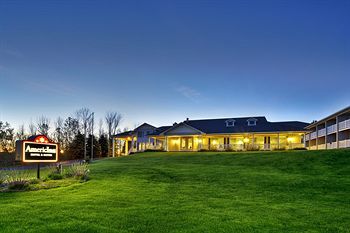 Americinn Hotel & Suites Petoskey
