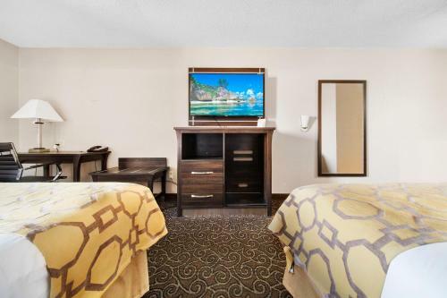 Hotel Baymont Inn & Suites Muncie