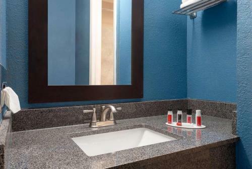 Hotel Baymont Inn & Suites Muncie
