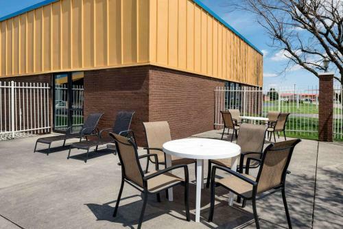 Hotel Baymont Inn & Suites Muncie
