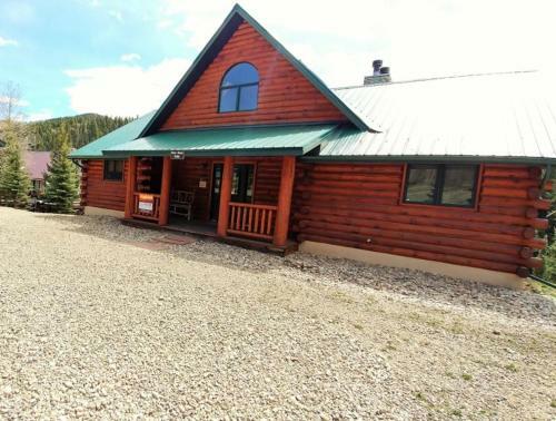 River Chant Lodge