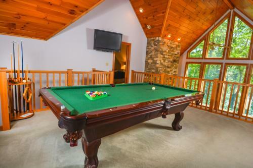 Commander's Quarters Five-bedroom Holiday Home