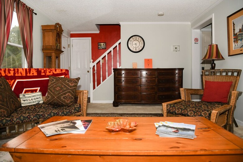 Bed & Breakfast Clay Corner Inn