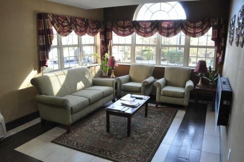 Hotel Microtel Inn & Suites By Wyndham Lithonia/stone Mountain