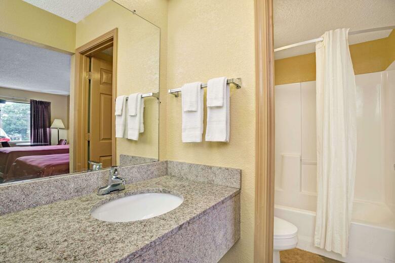 Hotel Travelodge Forest Park Atlanta South