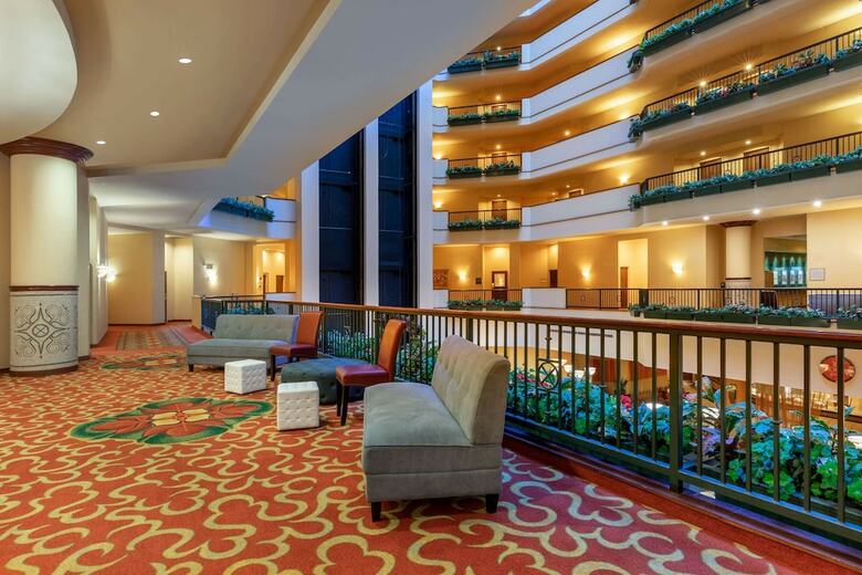 Hotel Wyndham Grand Oklahoma City Downtown