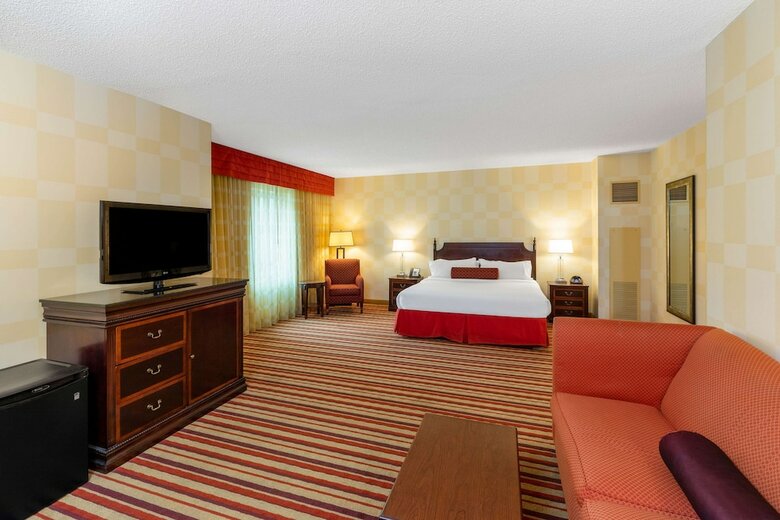 Hotel Wyndham Grand Oklahoma City Downtown