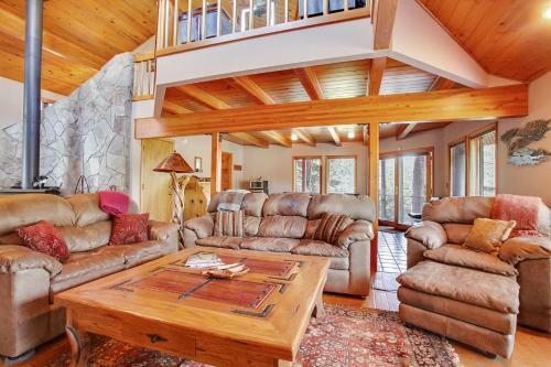 Big River Hideaway Three-bedroom Home