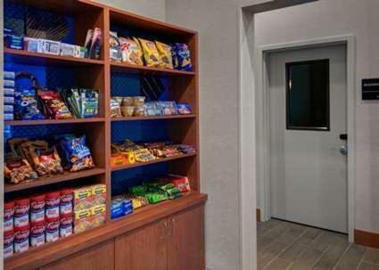 Hotel Hampton Inn & Suites Astoria