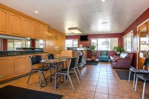 Motel Rodeway Inn Fallbrook