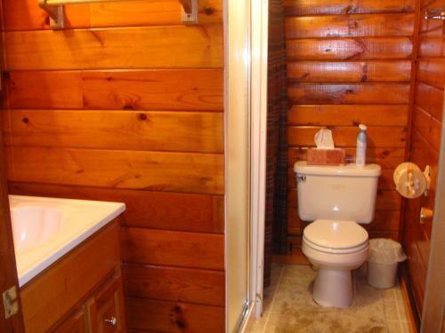 Minnow Bucket Cabin