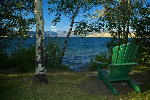 Hotel Lakeside Lodge Resort And Marina