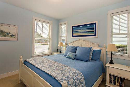 Anchors Away Four-bedroom Home