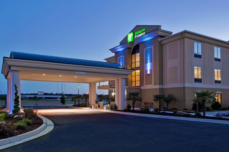 Holiday Inn Express Hotel & Suites Cordele North