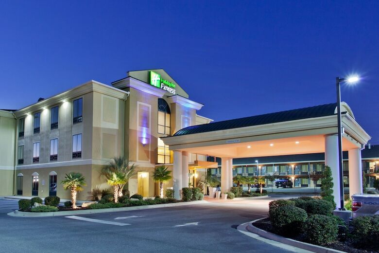 Holiday Inn Express Hotel & Suites Cordele North