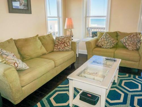 Sea Shore Drive 207-b Home