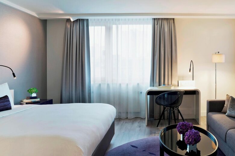 Renaissance Vienna Sch�nbrunn Hotel