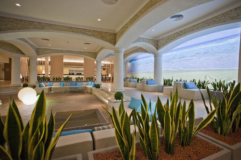 Hotel Riu Evrika