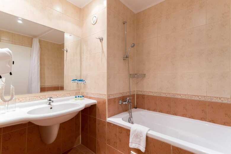 Hotel Riu Evrika