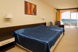 Hotel Carina Beach