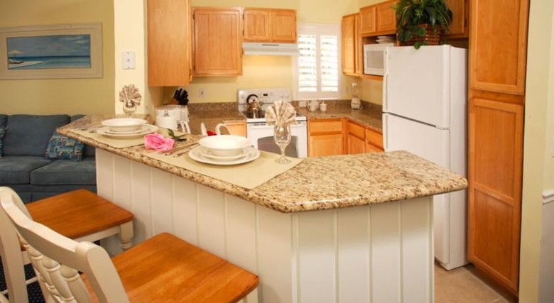 Runaway Beach Club Apartments