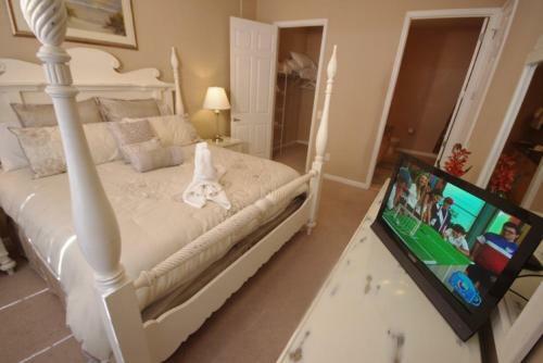 Loyalty Vacation Homes - Kissimmee