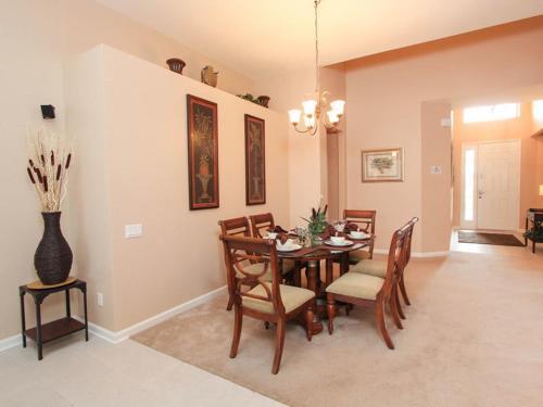 Tosteth Villa 7766