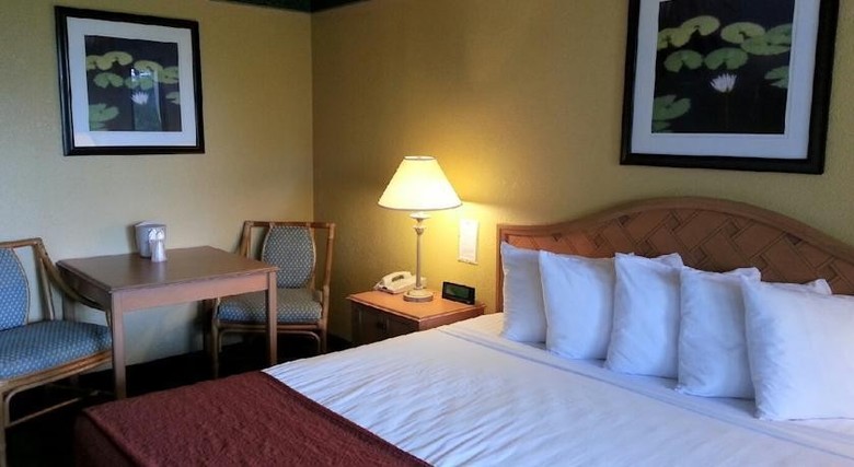 Motel Heritage Park Inn