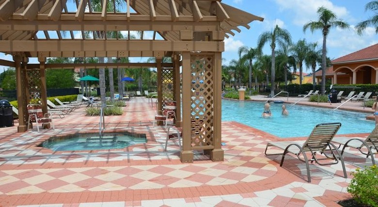 Bella Vida Resort By Fidelity