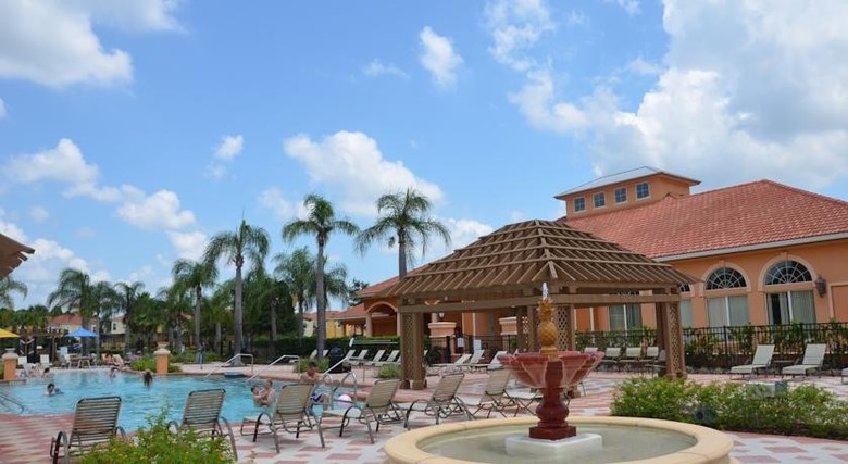 Bella Vida Resort By Fidelity