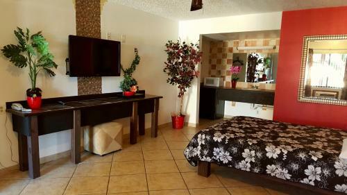 Lago Motor Inn