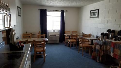 Motel 1st Choice Inn Of Rawlins