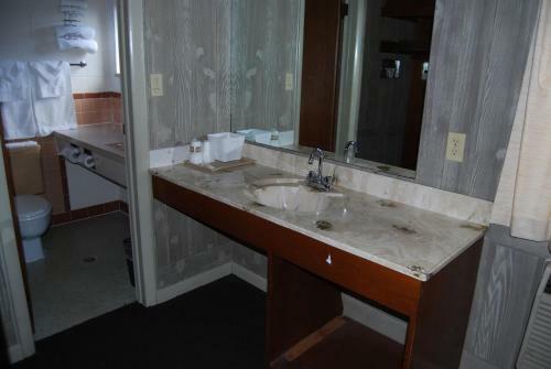 Motel Budget Host Exit 254 Inn