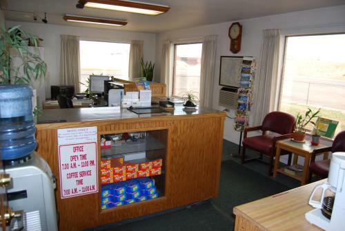Motel Budget Host Exit 254 Inn