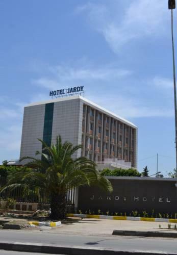 Jardy Hotel