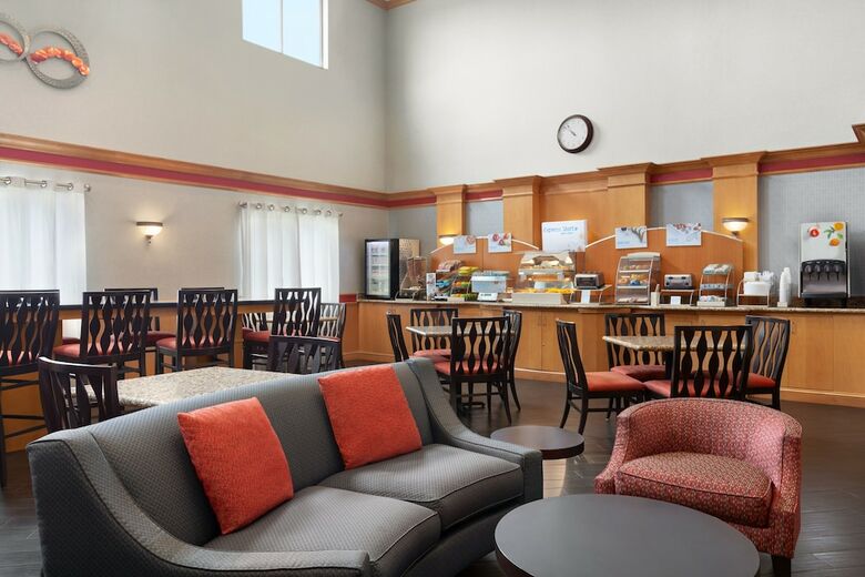 Hotel Comfort Suites Boise West Meridian