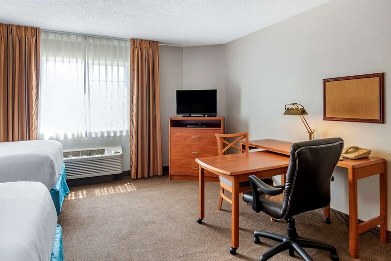 Hotel Candlewood Suites Emporia