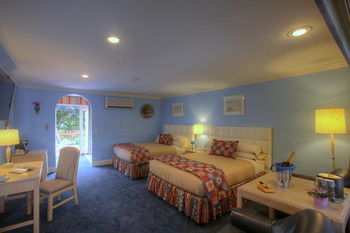 Hotel Pleasant Bay Village Resort