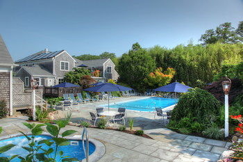Hotel Pleasant Bay Village Resort