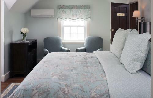 Bed & Breakfast Old Harbor Inn