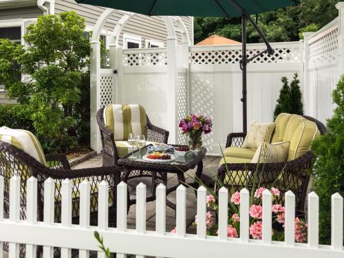 Bed & Breakfast Old Harbor Inn