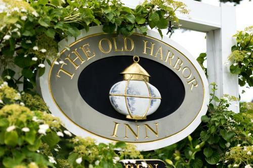 Bed & Breakfast Old Harbor Inn