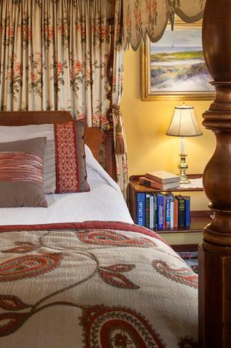 Posada Captain's House Inn