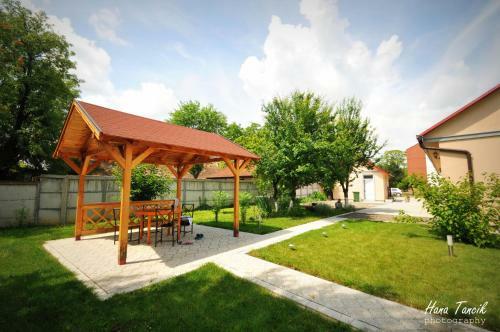 Apartments Svetlica