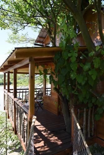 Holiday Home Ku?ica Na Drvetu
