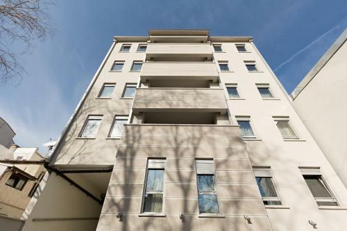 Hotel Tesla - Smart Stay Garni