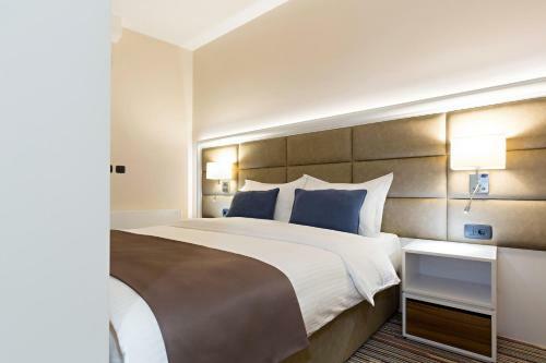 Hotel Tesla - Smart Stay Garni
