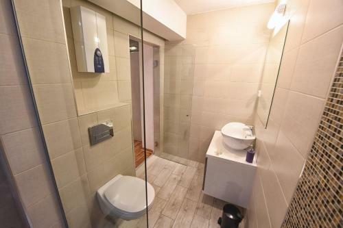 L9 Top Central Rooms And Apartments 2