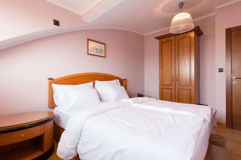 Hotel Sterling Garni