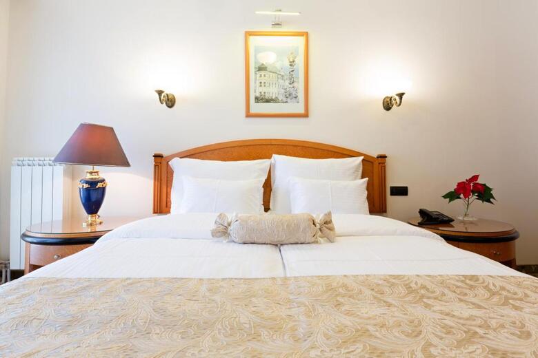 Hotel Sterling Garni